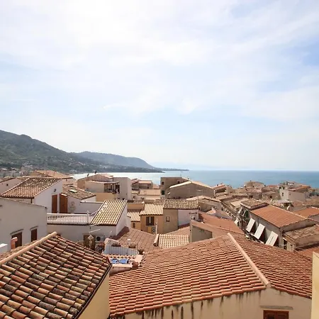 Kefa Holiday - Di Ruggero